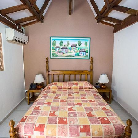 Moulin Sur Mer Beach Resort Монтрои Екстериор снимка