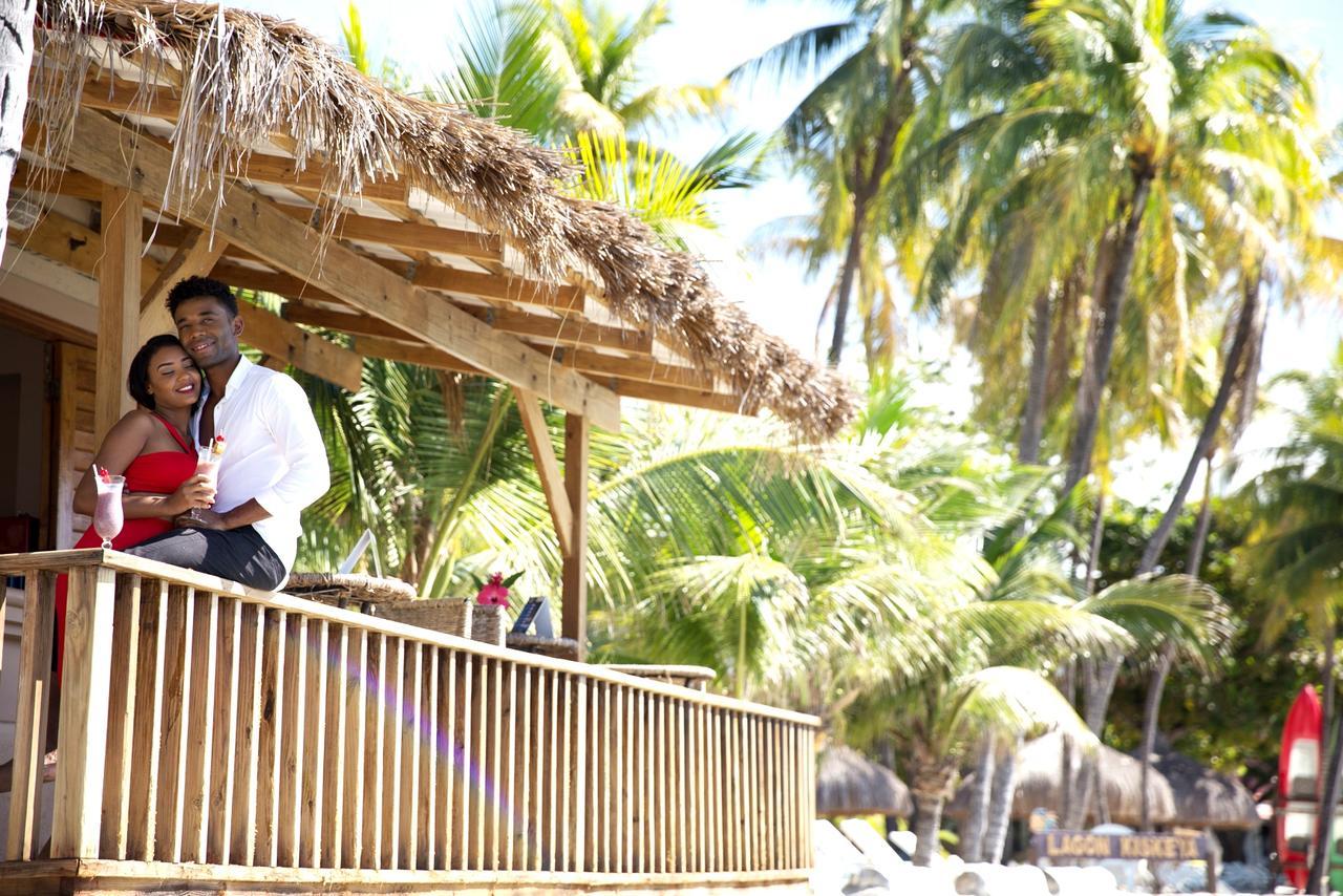 Moulin Sur Mer Beach Resort Монтрои Екстериор снимка
