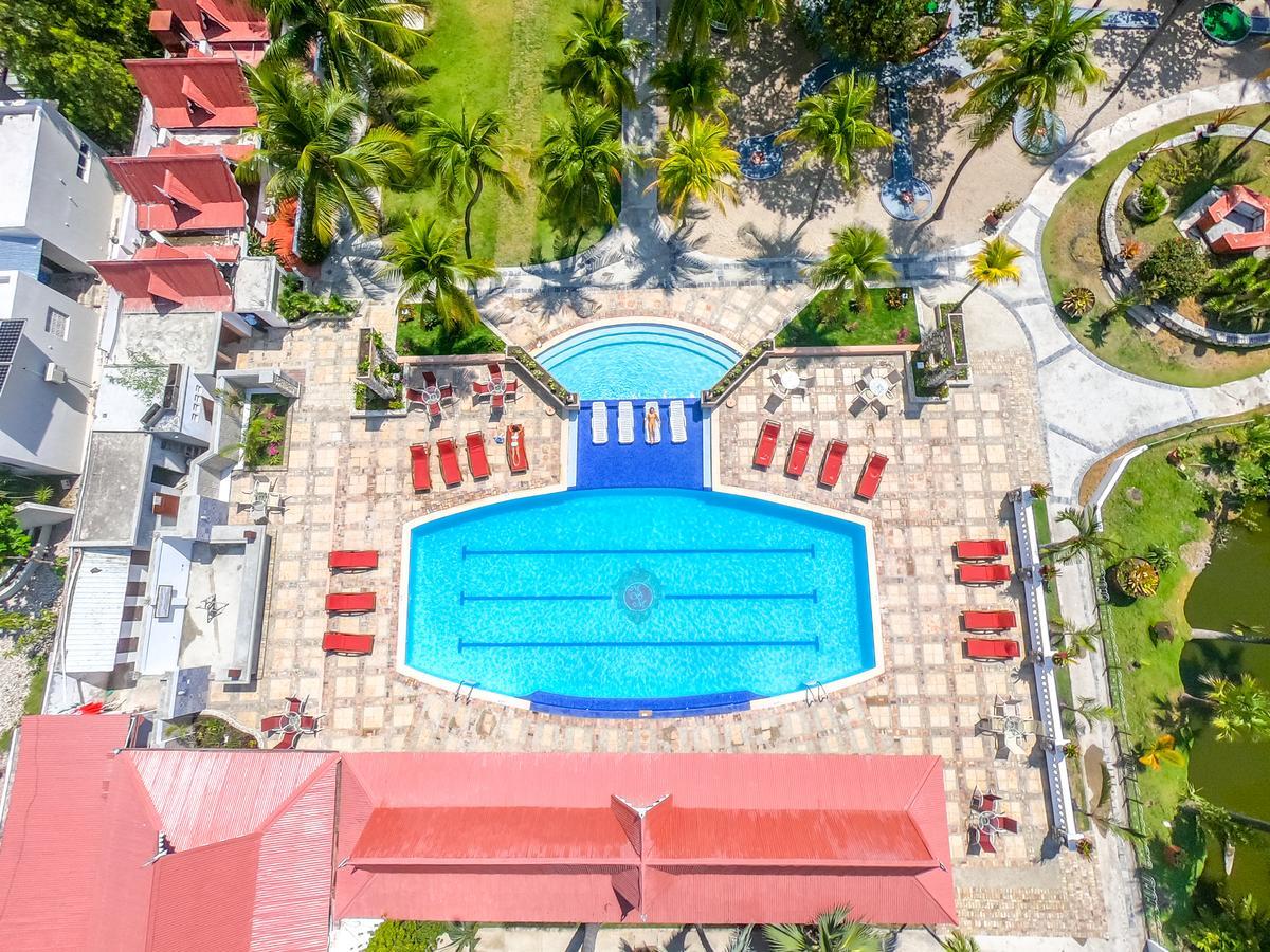 Moulin Sur Mer Beach Resort Монтрои Екстериор снимка