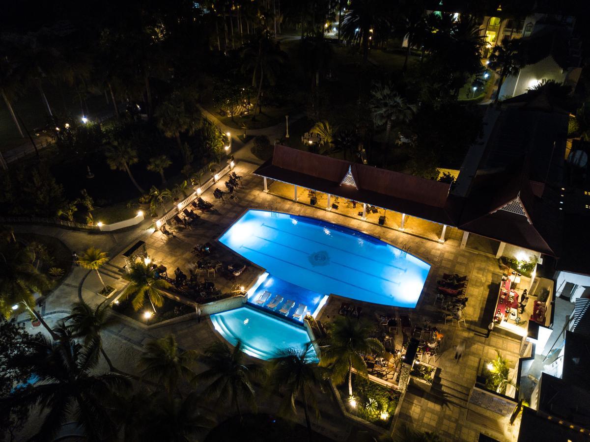 Moulin Sur Mer Beach Resort Монтрои Екстериор снимка