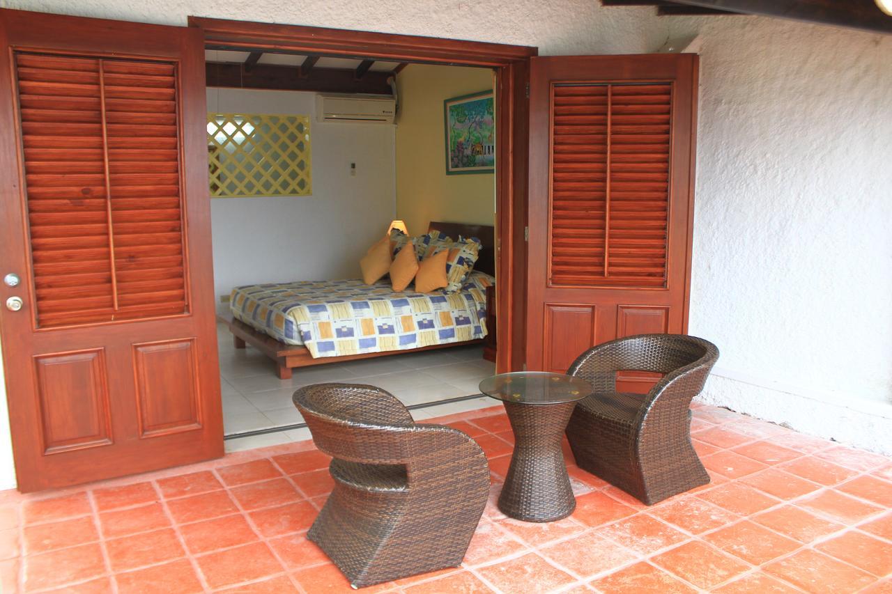 Moulin Sur Mer Beach Resort Монтрои Екстериор снимка